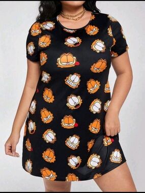 Garfield All-Over Print Black Tee Dress